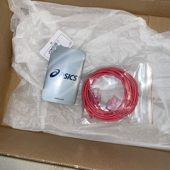 ✨HOST PICK✨ ASICS Guava/Pink Gel-Noosa Sole Supportive Runner Sneakers - Picture 9 of 9